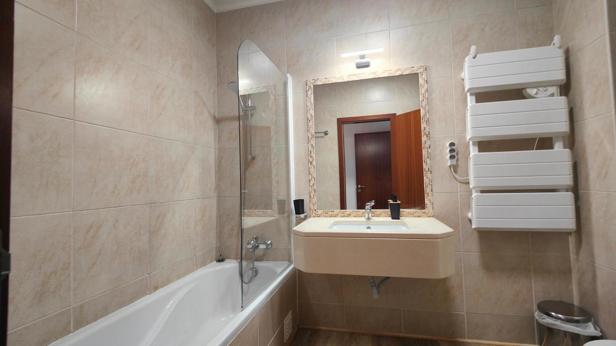 Apartment Com Terracos Privativos Em De Luxo Alvor